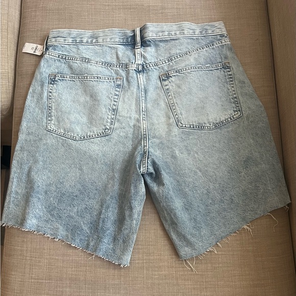 Gap Loose Bermuda shorts (Light Blue) - Picture 3 of 6